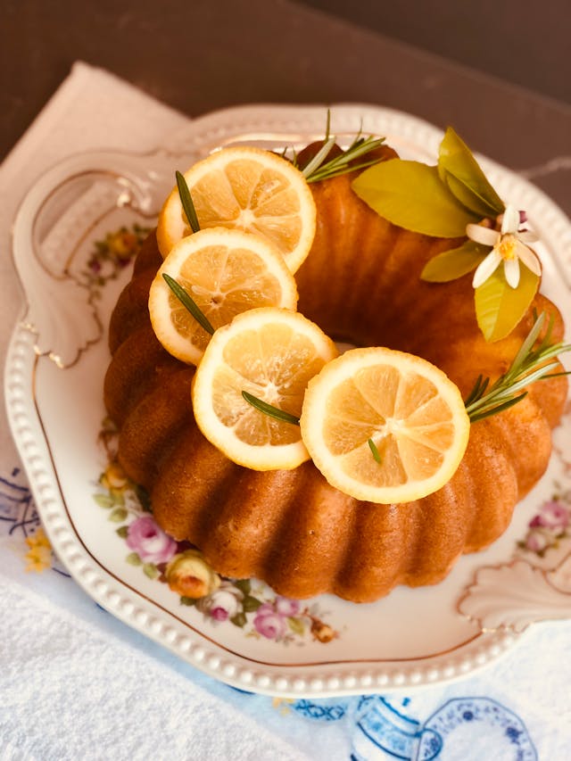 white wine lemon bundt cake